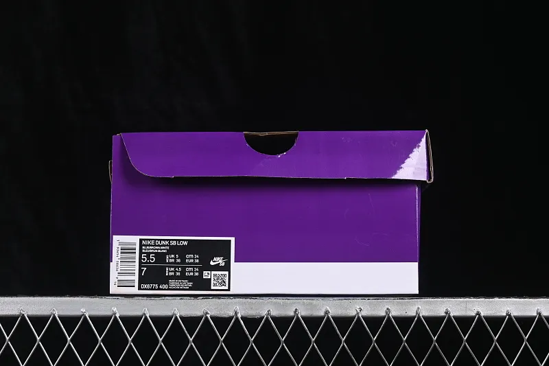 All categories Nk SB Dunk series Nk SB Dunk Low low-top sneakers Nike SB Dunk Low canvas splicing SB low-top casual sneakers DX6775-400